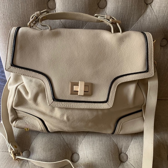 Gorgeous leather bag - Picture 2 of 4